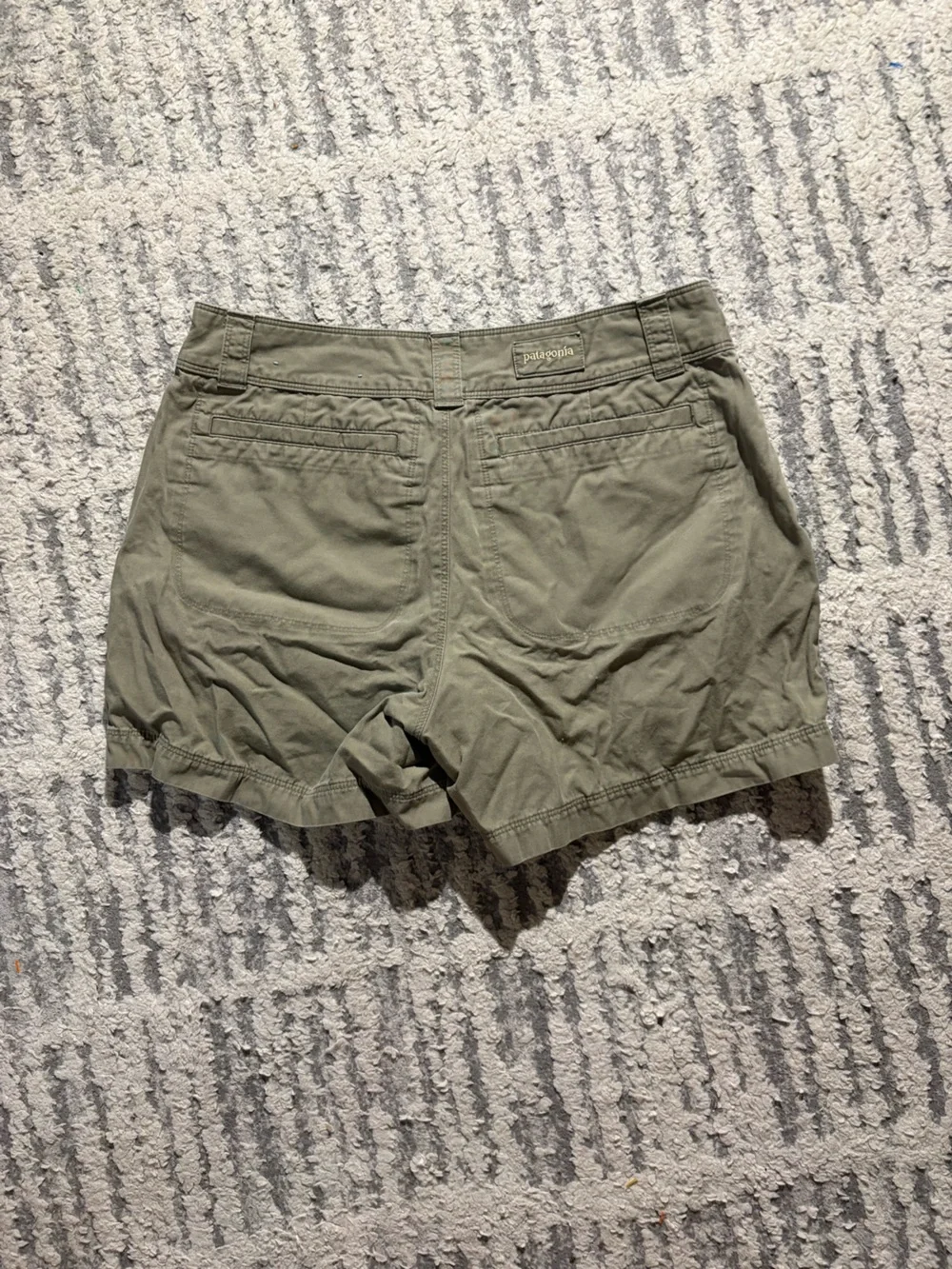 Patagonia pale green army short hiking active shorts size 6